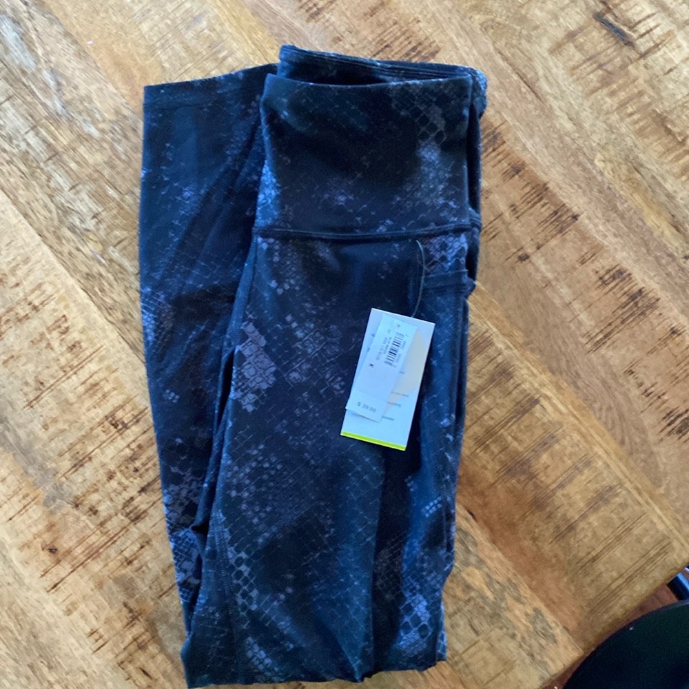Old Navy Power Soft Leggings
